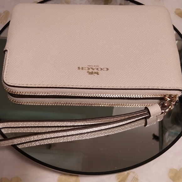 Coach Chalk Cross-Grain Leather Wristlet - Picture 9 of 12